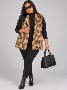 Chico’s Travelers Collection Faux Fur Long Vest Size 3 XL